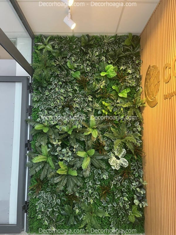 Tường cây giả quận 2