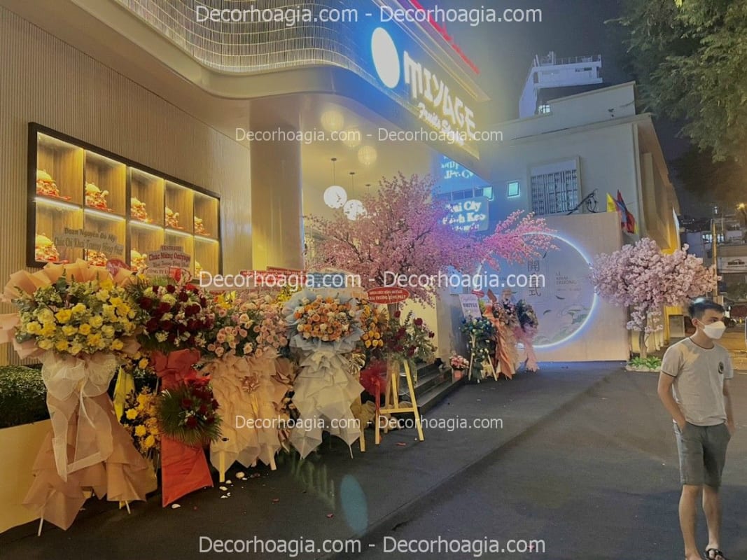 Cây hoa anh đào giả