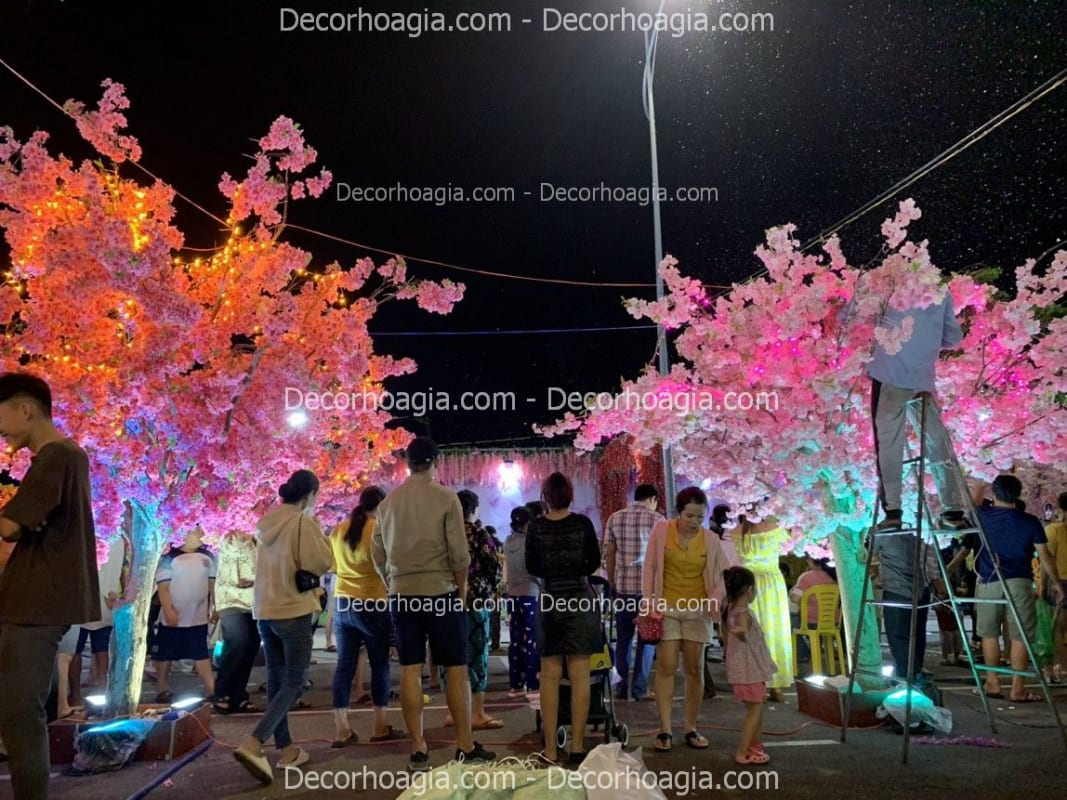 Cây hoa anh đào giả