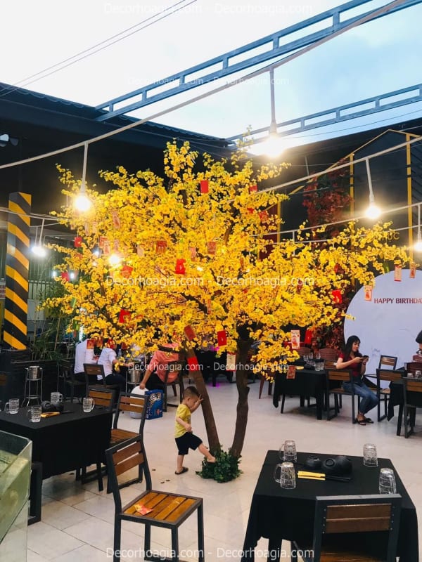 Cây hoa mai vàng giả quận 1 TPHCM