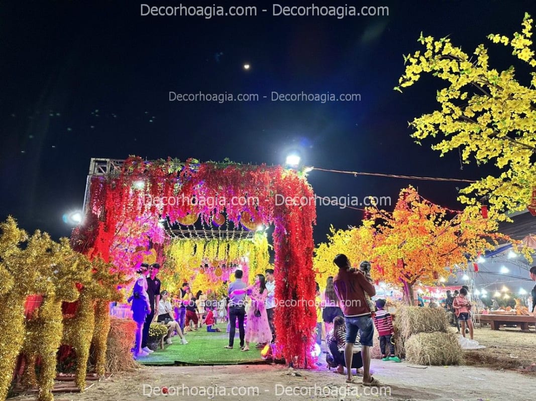 Thi công cây mai giả sự kiện