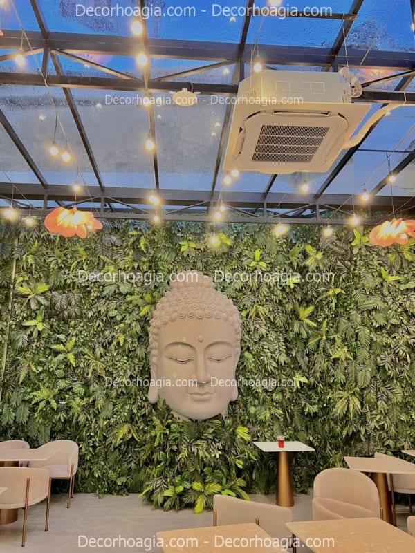 Tường cây giả decor quán lẩu